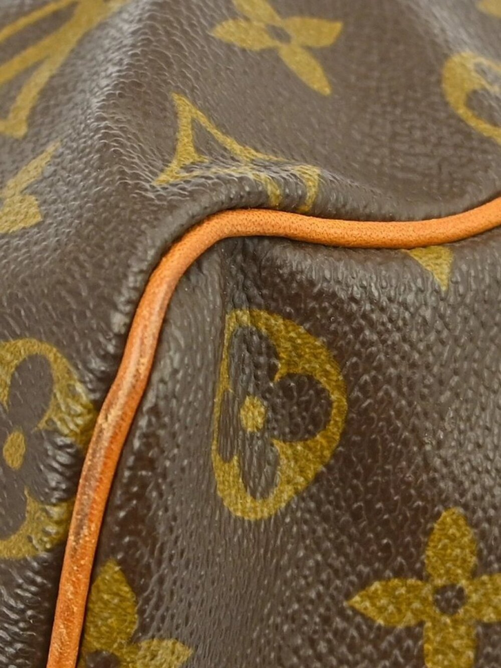 LOUIS VUITTON MONOGRAM SPEEDY 40 DUFFLE HANDBAG - Picture 4 of 16
